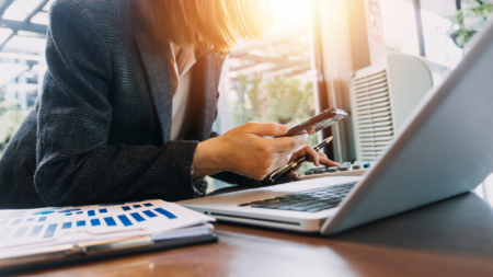 Il mercato delle reti WLAN aziendali raggiungerà $68,64 miliardi entro il 2032, con CAGR del 17,26%. Crescita guidata da smart working, 5G e Wi-Fi 6