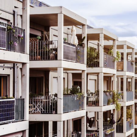 Todd Thorpe, Director of Business Development di Cambium Networks, specialista in soluzioni Wi-Fi per unità abitative multiple (MDU). Con 25 anni di esperienza nel settore, Thorpe è esperto di tecnologie Wi-Fi 6E e implementazioni di reti wireless che migliorano l'esperienza dei residenti e aumentano il valore immobiliare.